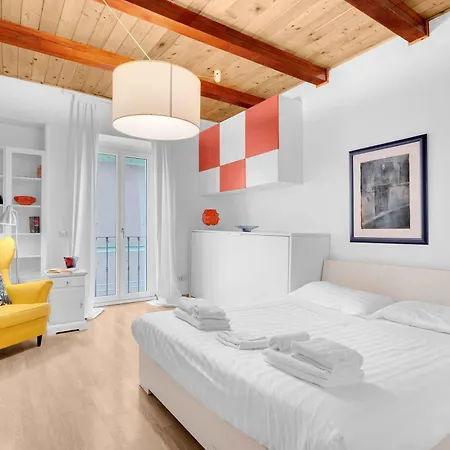 The House Of Via Muratori 6 *