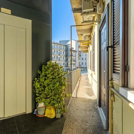 The House Of Via Muratori 6 Apartament *